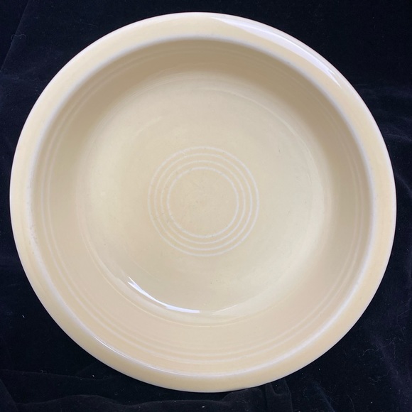 Vintage HLC Fiestaware Pale Yellow 7” Cereal/Soup Bowl Made in USA - Picture 3 of 13